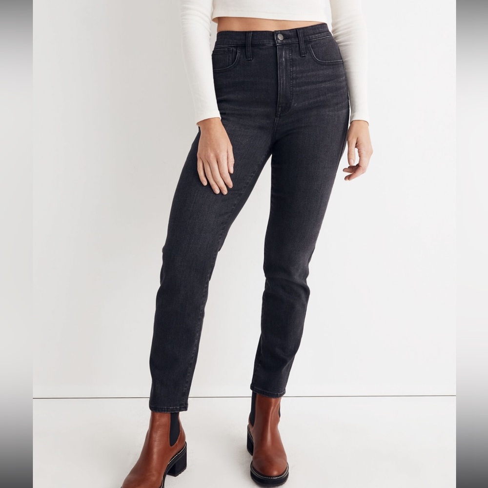 Madewell High-Rise Slim Straight Jean